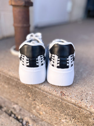 Dirty Laundry Back to the Basics Sneaker