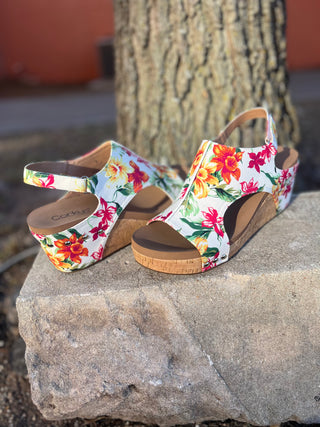 Carley Wedge