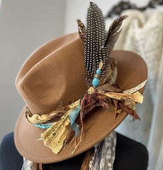 Icing on the Hat Stick Pin - Ya Ya Gurlz