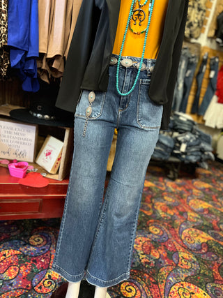 Vintage Patch Wide Leg Jean