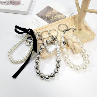 Lovely Pearl Bow Charm Keychain