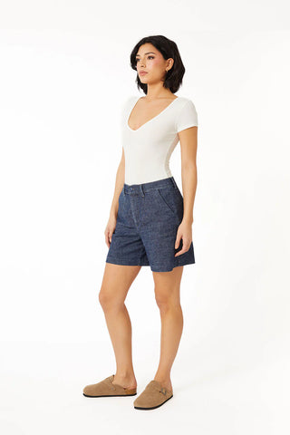 Level 99 Amie Short