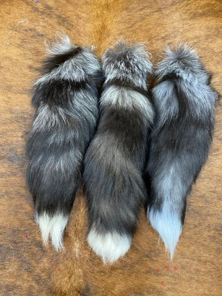 Natural Fox Tails - Ya Ya Gurlz