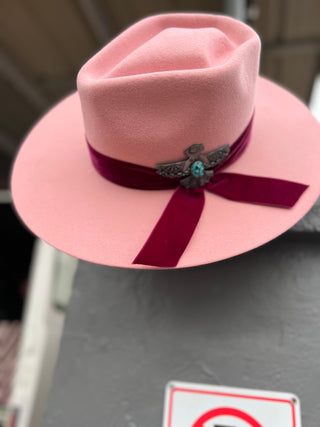 Pretty Arrow Hat